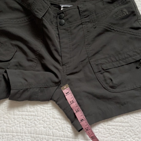 The North face shorts - Picture 7 of 7
